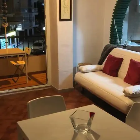Apartamento A Pie De Playa Y Piscina Daire Nerja
