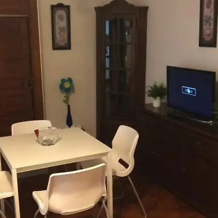 Daire Apartamento A Pie De Playa Y Piscina Nerja